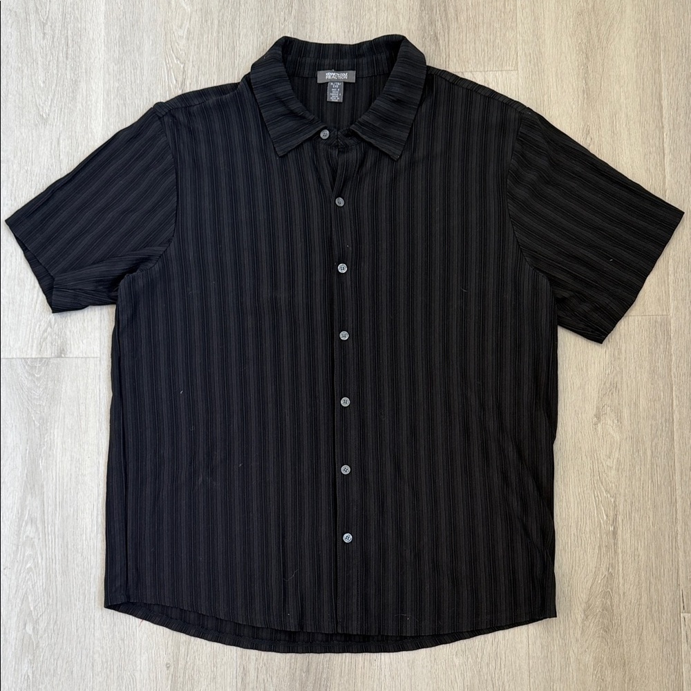 Kenneth Cole Men’s Black button down dress shirt size XL